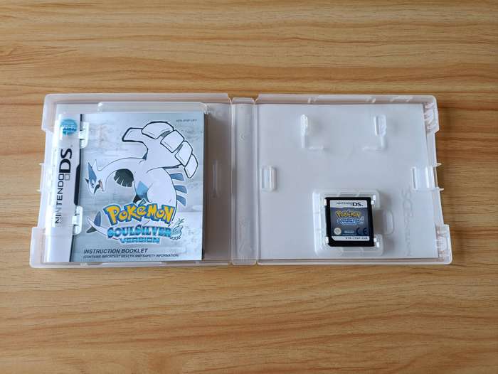 Pokémon Soulsilver Version Nintendo CIB