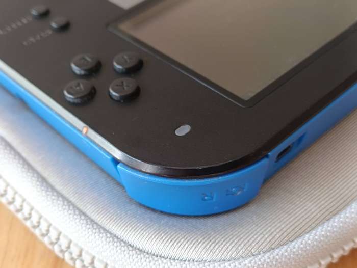 Nintendo 2DS Console +Charger and Stylus