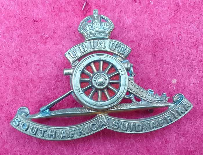 SOUTH AFRICAN ARTILLERY ( DOUBLE WHEEL ) CAP BADGE