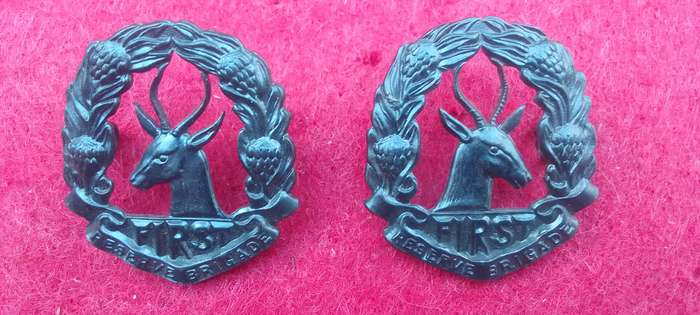 SOUTH AFRICA - WWII- 1ST RESERVE BRIGADE PAIR OF COLLAR BADGES