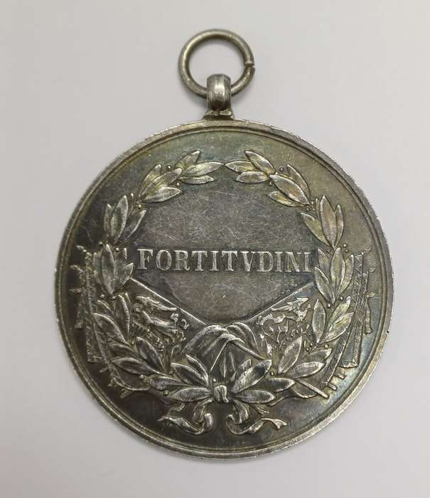 WW1 Austria - Hungary Karl IV Silver Bravery Medal
