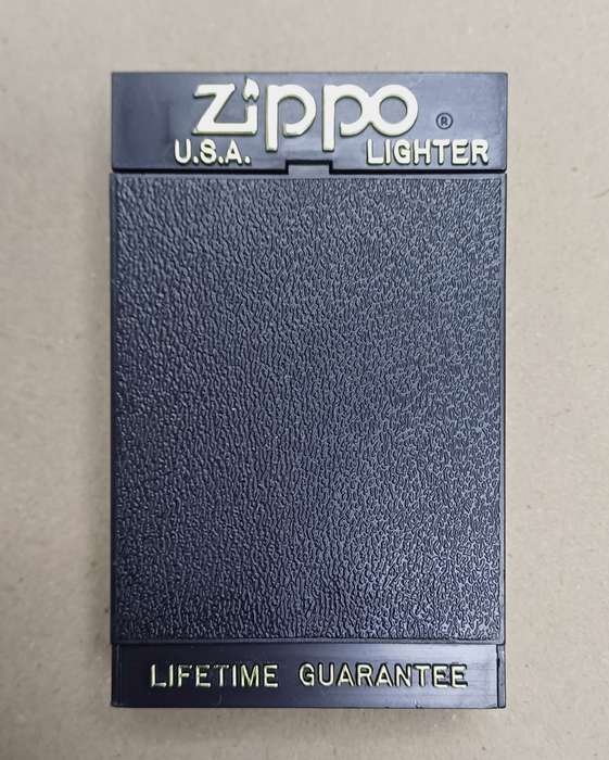 Out of Sight Movie Promo Zippo Lighter, Image of George Clooney and Jenifer Lopez