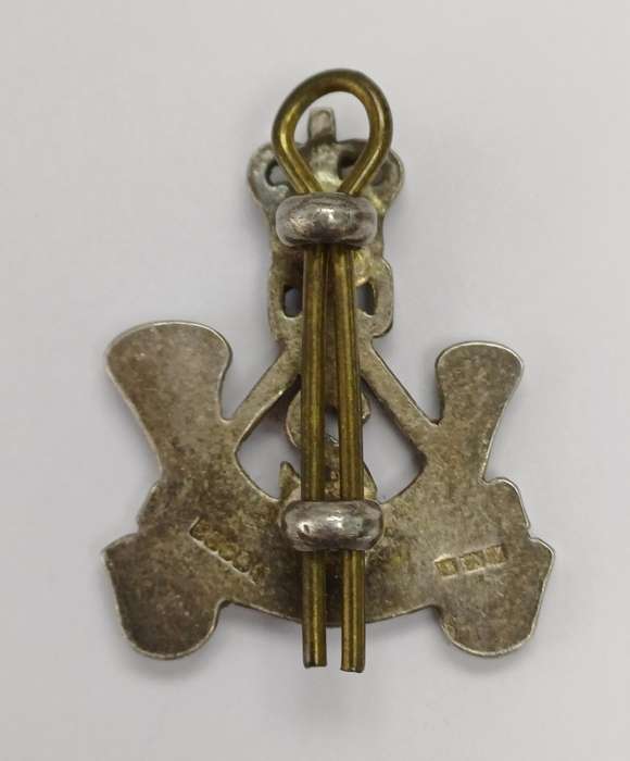 2nd Kings African Rifles Officers Silver Cap Badge (Silver hallmark, 1956)