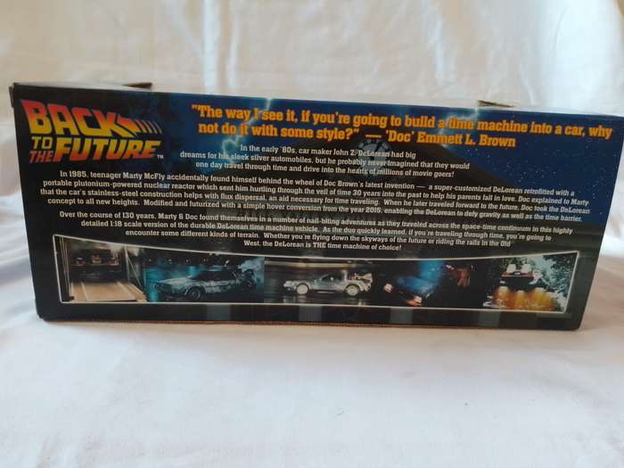 Sun Star Dolorean "Back to the future 2" Time machine 1:18 scale.