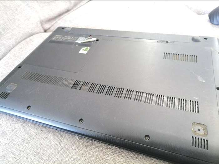 LENOVO G50 i3 LAPTOP, NO CHARGER, NOT TESTED SOLD AS IS*