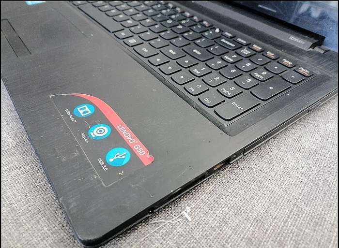 LENOVO G50 i3 LAPTOP, NO CHARGER, NOT TESTED SOLD AS IS*