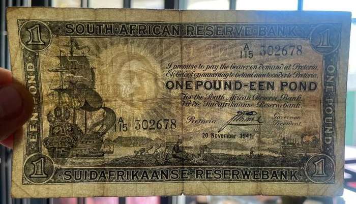1941 ONE POUND POSTMUS BANK NOTE