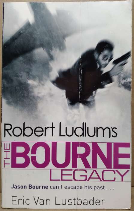 The Bourne Legacy - Eric Van Lustbader (Small Paperback)