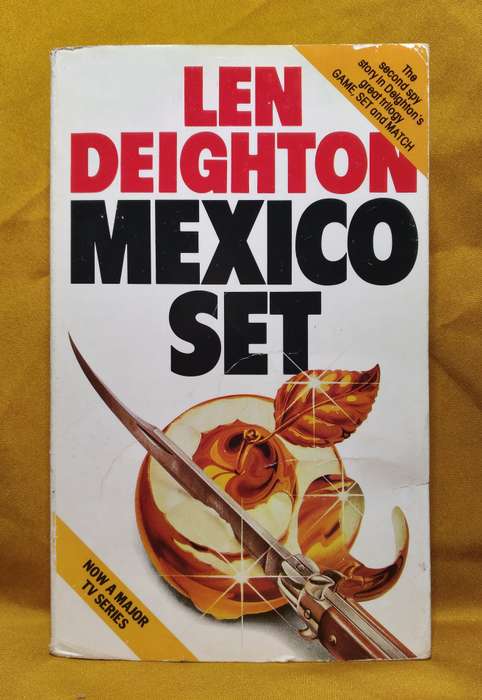 Mexico Set - Len Deighton