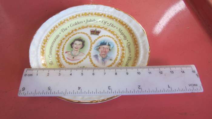 Queen Elizabeth Golden Jubilee 2002 Commemorative Fine China Items