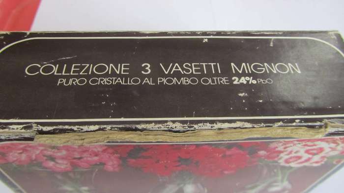 Royal Crystal rock (RCR) 24% Lead Crystal - Set of 3 Mini Vases