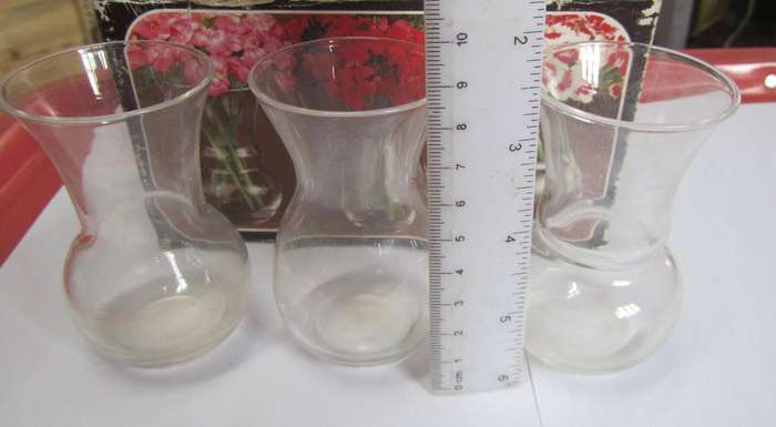 Royal Crystal rock (RCR) 24% Lead Crystal - Set of 3 Mini Vases