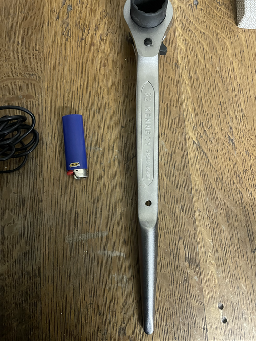 Kennedy 30x32mm Reversible Ratchet Podger Spanner