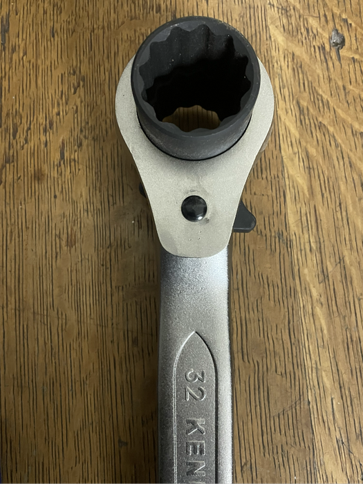 Kennedy 30x32mm Reversible Ratchet Podger Spanner