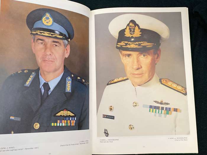 SOUTH AFRICAN DEFENCE FORCE REVIEW 1990