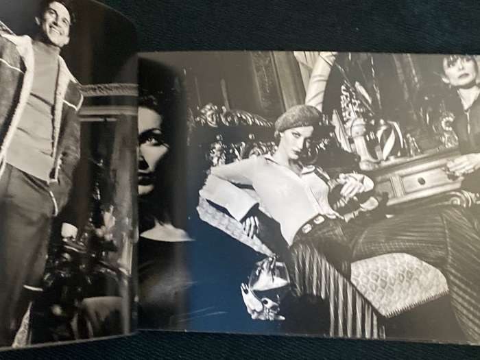 DOLCE & GABBANA ADVERTISING BOOKLET