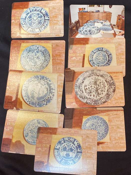 VINTAGE PHOTOS OF VOC DECORATIVE PLATES