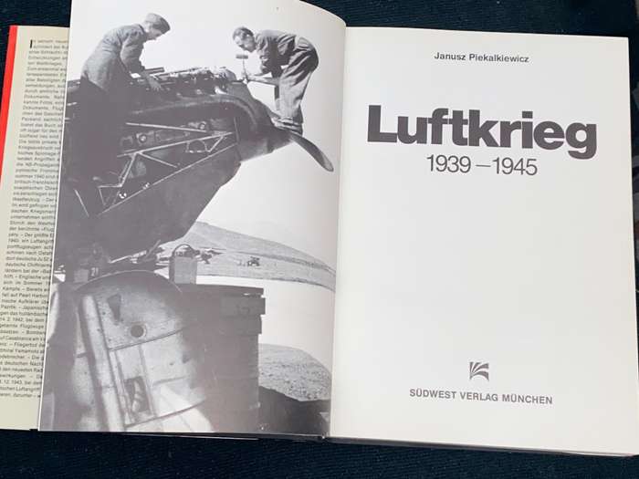 LUFT KRIEG 1939 - 1945 JANUSZ PIEKALKIEWICS - GERMAN