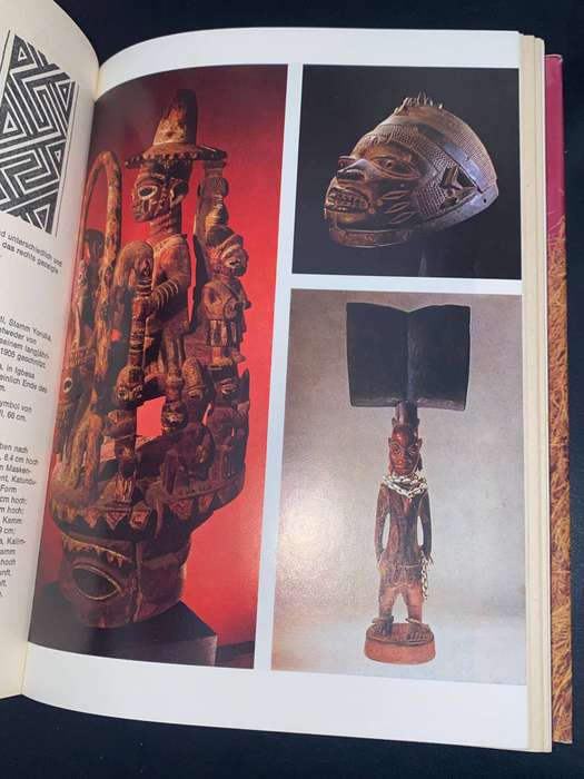 BRUCKMANN'S HANDBUCH DER AFRIKANISCHEN KUNST