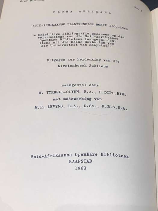 FLORA AFRICANA SOUTH AFRICAN BOTANICAL BOOKS 1600-1963 SIGNED BY DIRECTOR OF BOTANIC GARDENS