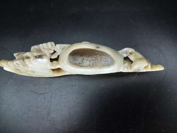 Vintage! Chinese Carved Soapstone Marbled Stone Vase - Handicraft - Brush Pot / Desk Pot / Inkwell