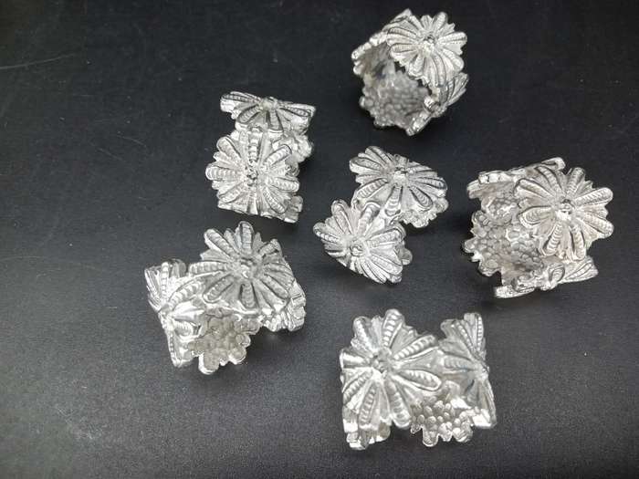 Vintage! Metal Alloy Tea Serviette Rings Set Of 6