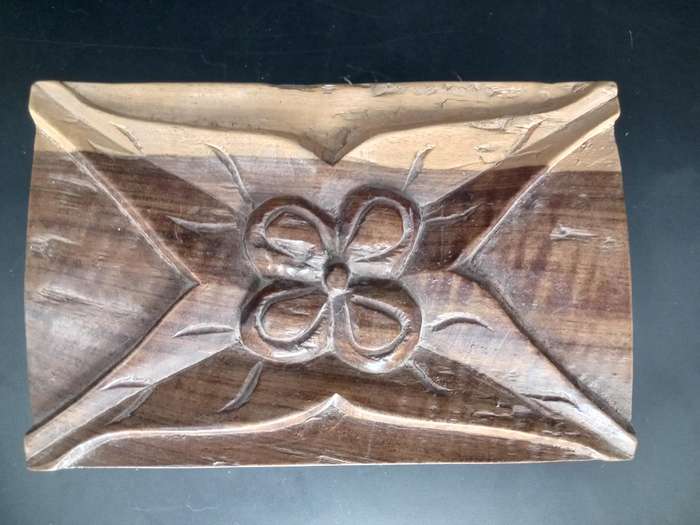 Vintage!  Wooden Hand Made Jewelry Box Floral Themed