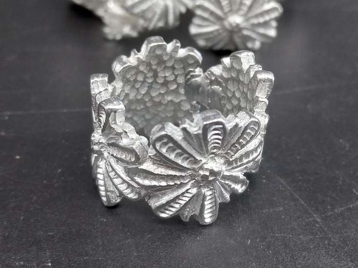 Vintage! Metal Alloy Tea Serviette Rings Set Of 6