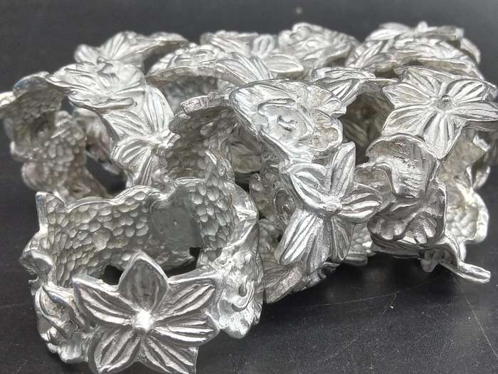 Vintage! Metal Alloy Napkin Rings Set Of 11
