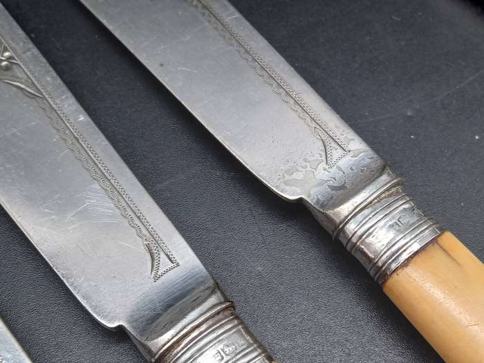 Antique! England - William Hutton & Sons - Early 1900 - Bone Handle  - Set of 6 Knives and 4+2 Forks