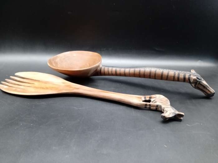Vintage! Wood - African Themed - Salad Servers