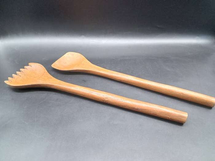 Vintage! Wooden Hand Carved Salad Serving Set