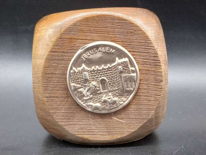 Vintage! - Jerusalem - Pen Stand Desk Ornament - Copper Embossed - Olive Wood