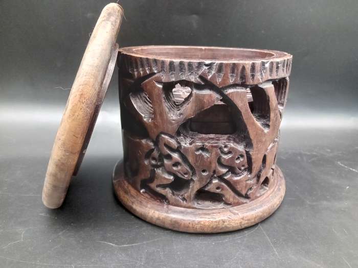 Africana ! Solid Wood - Hand Carved - Coasters In Carved Holder