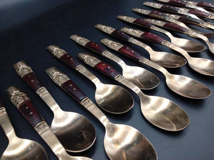 Vintage! - Thai - Bronze - Teak Wooden Handle - 18 Pc Set of Tea Spoons and Cake Forks