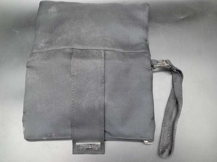 Viktor & Rolf - Black - Set of Fold-over Wristlet and Travel Bag