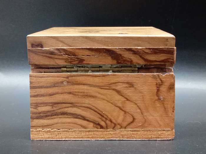 Vintage! Jerusalem - Olive wood - Small - Chest/ Trinket Box