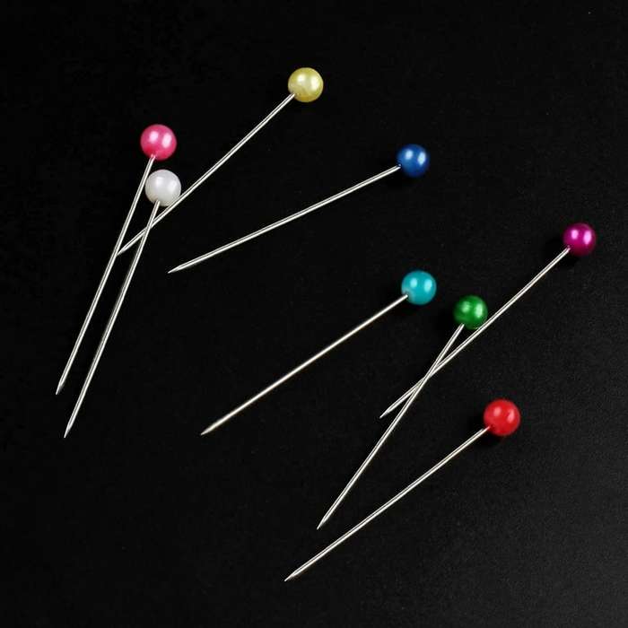 Sewing Pins Pack of 200 with 3mm Multicolor Glass Heads, 1.5 inch Straight Pins with Sharp Pointed