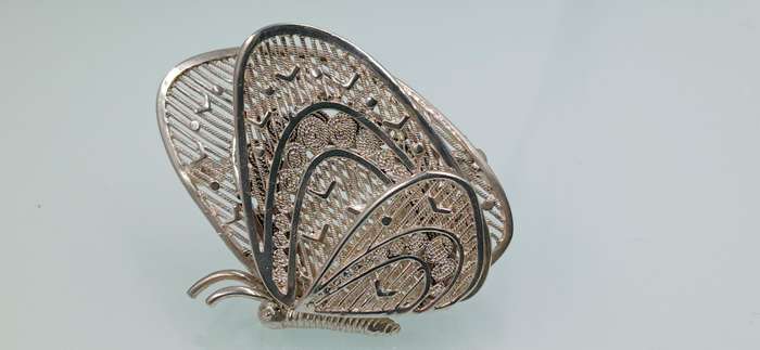 Elegant Sterling Silver Brooch