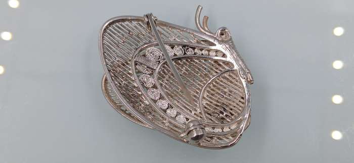Elegant Sterling Silver Brooch