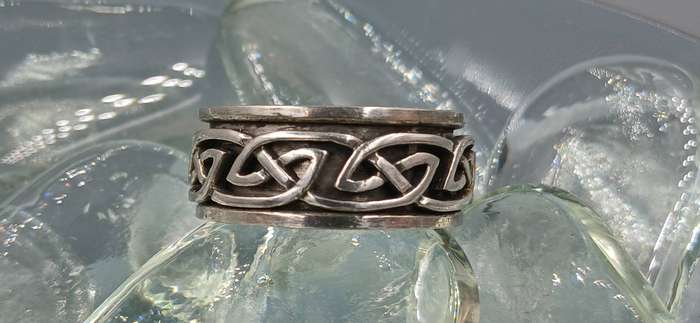 Men's Sterling Silver Celtic Knot Spinning Ring