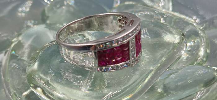Elegant Sterling Silver Ring