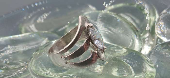 Beautiful Sterling Silver Ring