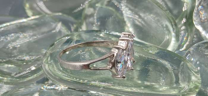 Elegant Sterling Silver Ring