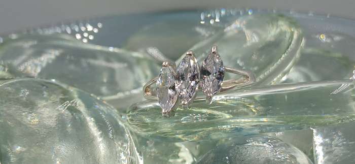Elegant Sterling Silver Ring