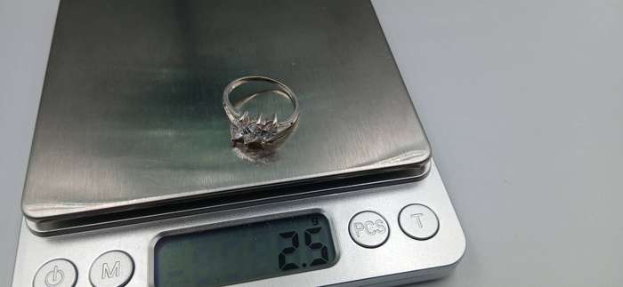 Elegant Sterling Silver Ring