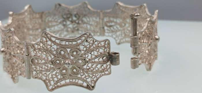 Beautiful Sterling Silver Filigree Panel Bracelet