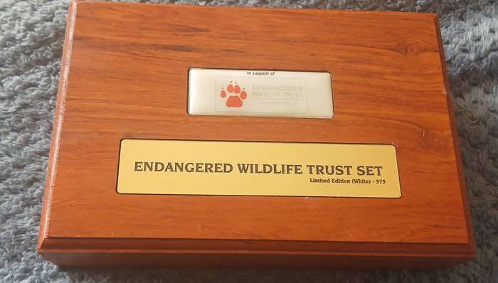 Wildlife Trust set / Empty Box /