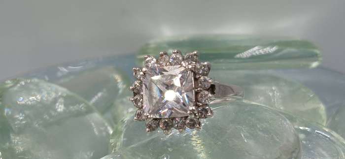 Elegant Sterling Silver Ring