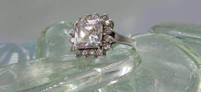 Elegant Sterling Silver Ring